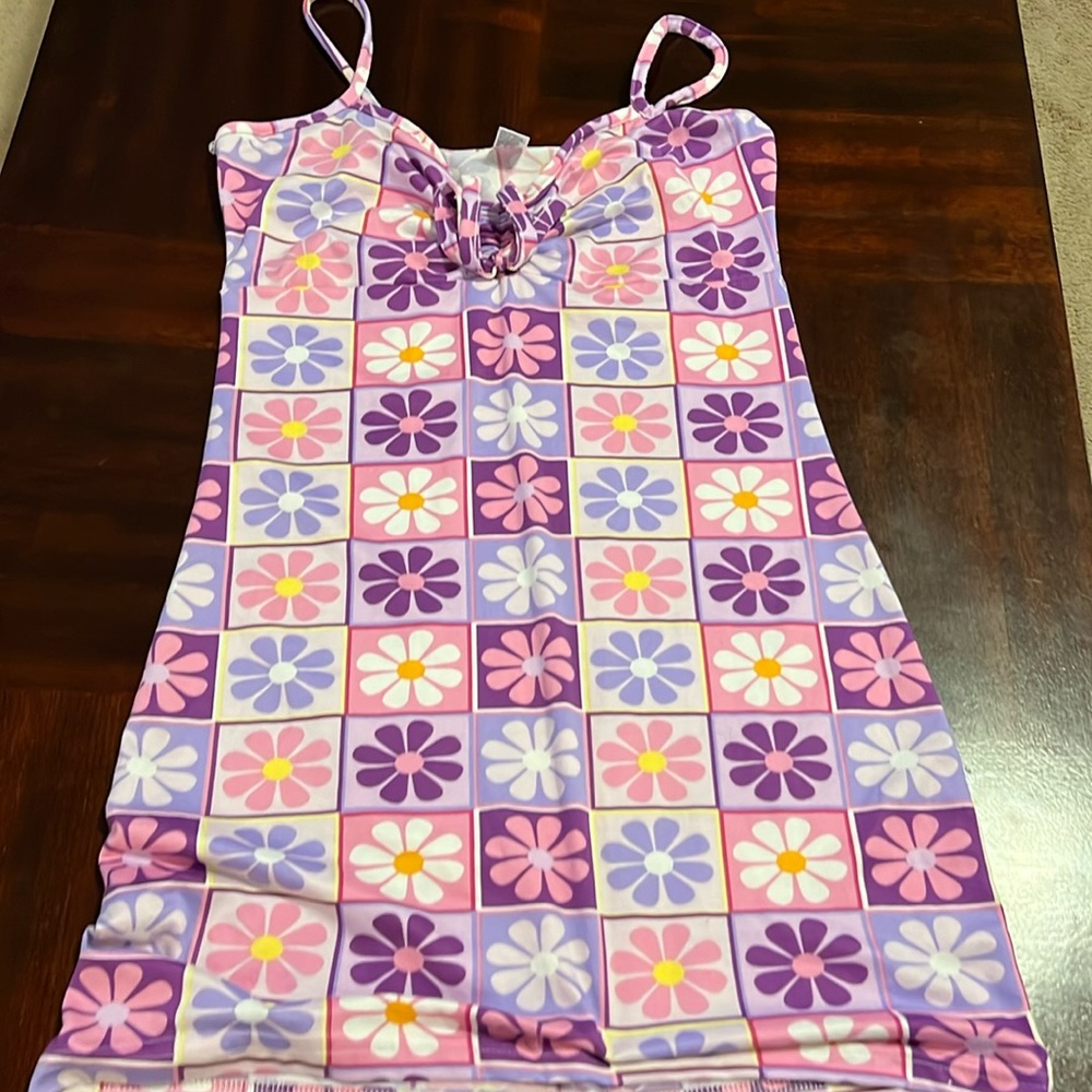 Women’s floral dress size medium - Picture 2 of 5